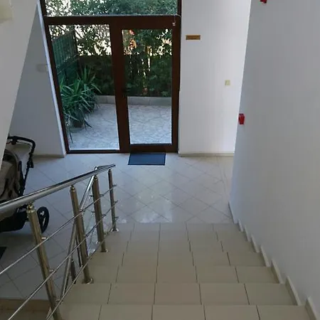 Apartman Delmar *