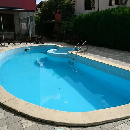 Apartman Delmar Ravda